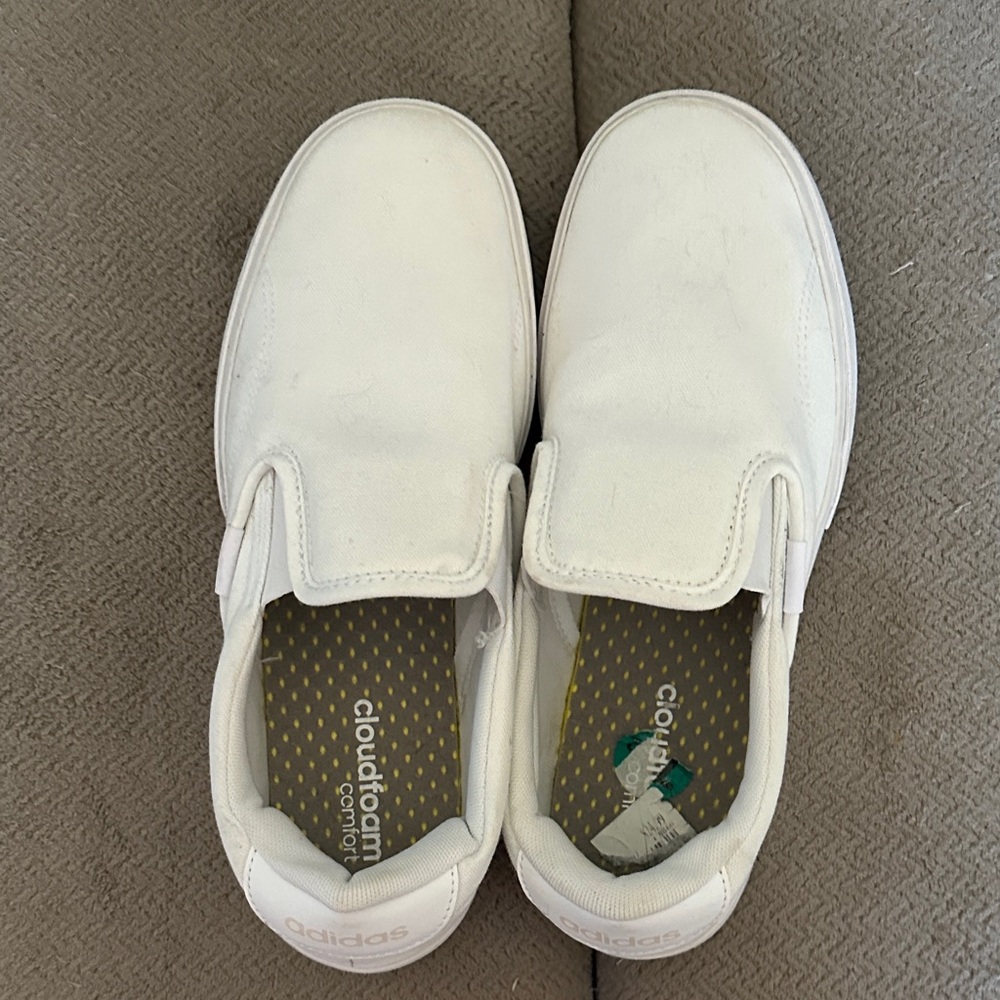 Adidas White Slip-On Sneakers Size 7 1/2 CLOUDFOAM Comfort new